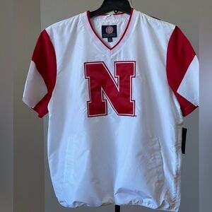 G-III Carl Banks NWT men's large Nebraska UNL Huskers wind resistant SS pullover